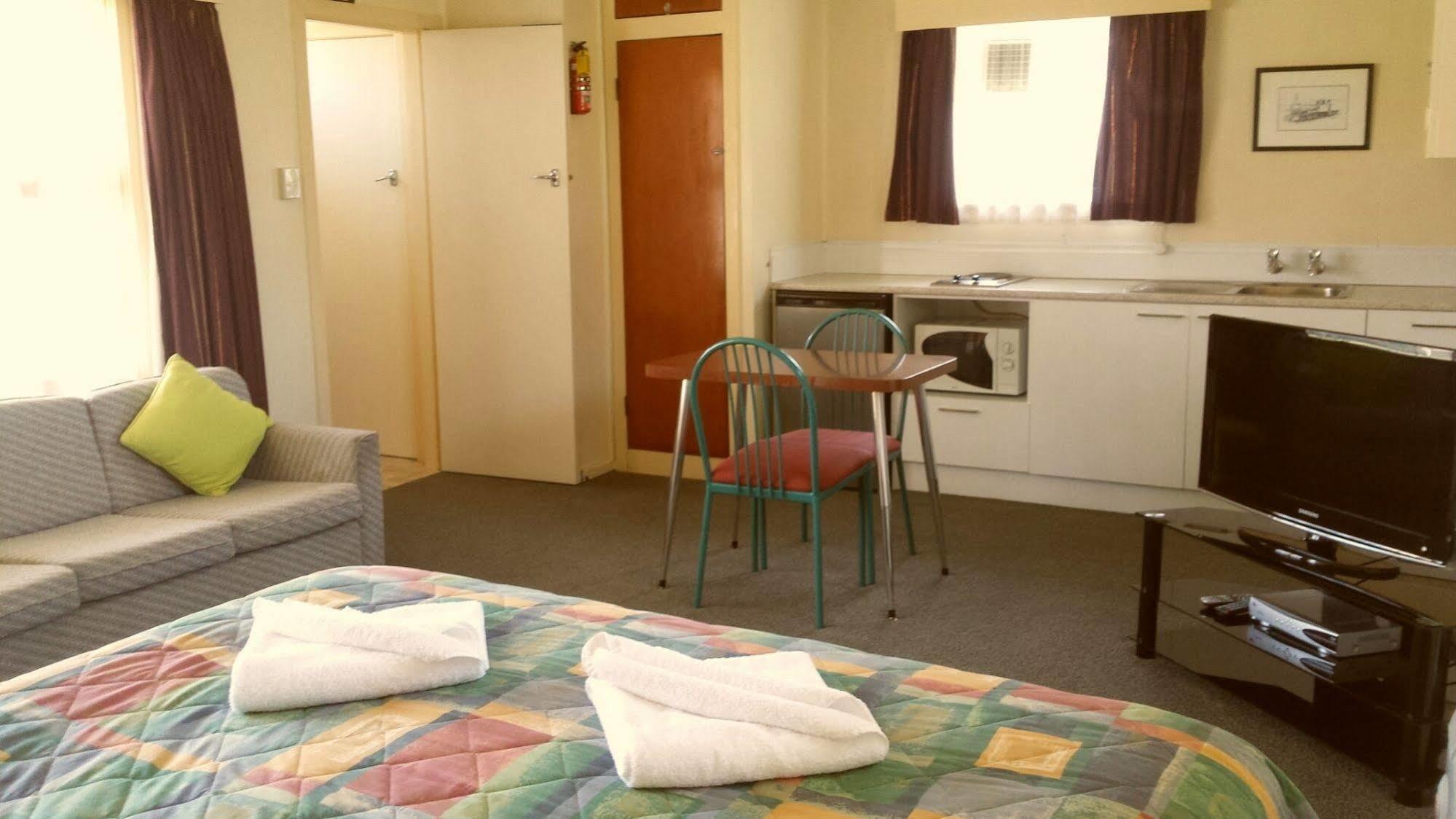 Lantern Court Motel Reefton Εξωτερικό φωτογραφία