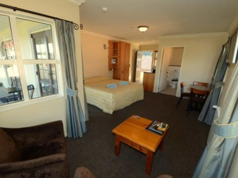 Lantern Court Motel Reefton Εξωτερικό φωτογραφία