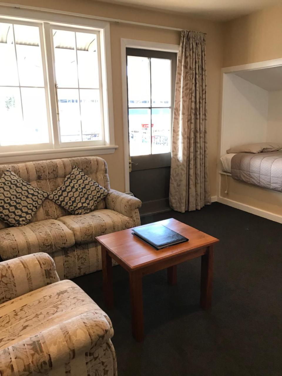 Lantern Court Motel Reefton Εξωτερικό φωτογραφία
