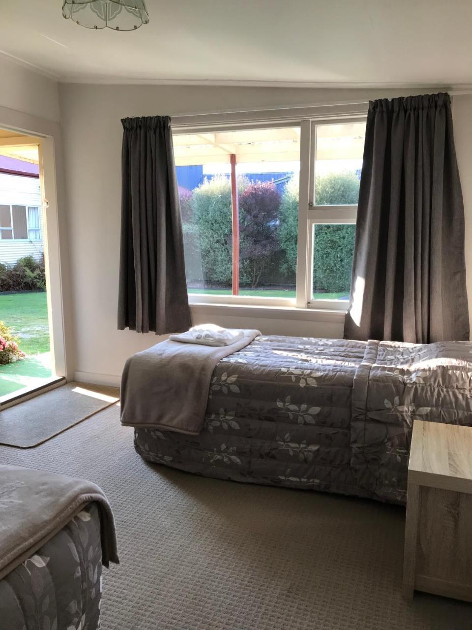 Lantern Court Motel Reefton Εξωτερικό φωτογραφία